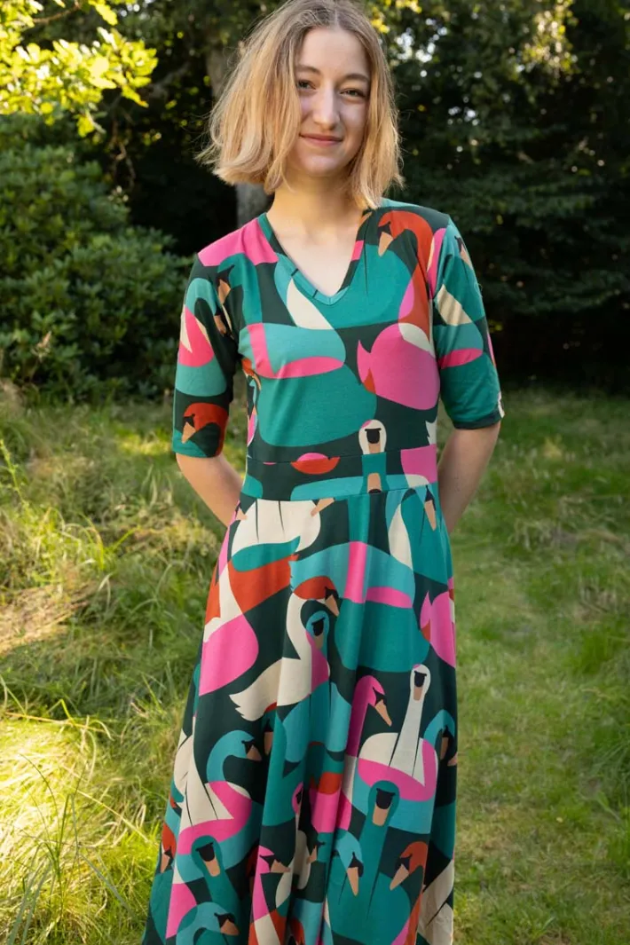 danandersen_modal_dress_d_0.webp Danandersen Modal Dress Deep Forest SWANOSCOPE