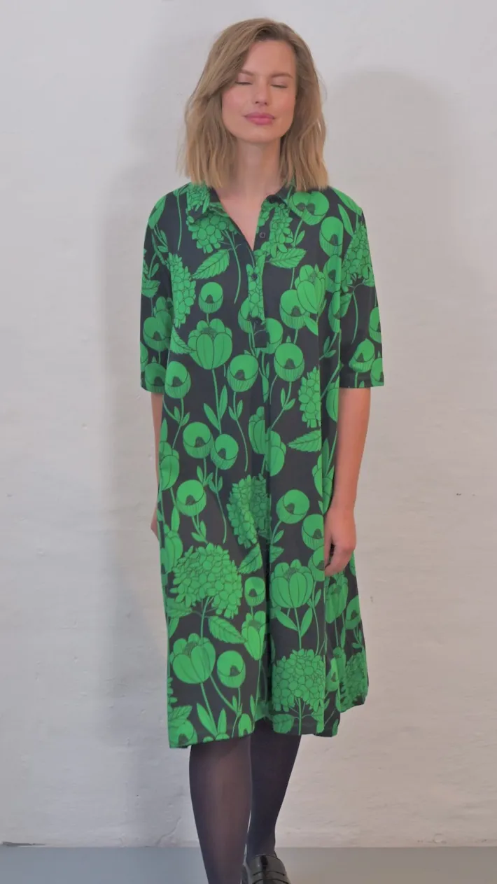 dananemone_ls_modal_dress_7.webp Dananemone LS Modal Dress Dark Navy HORTENSIA