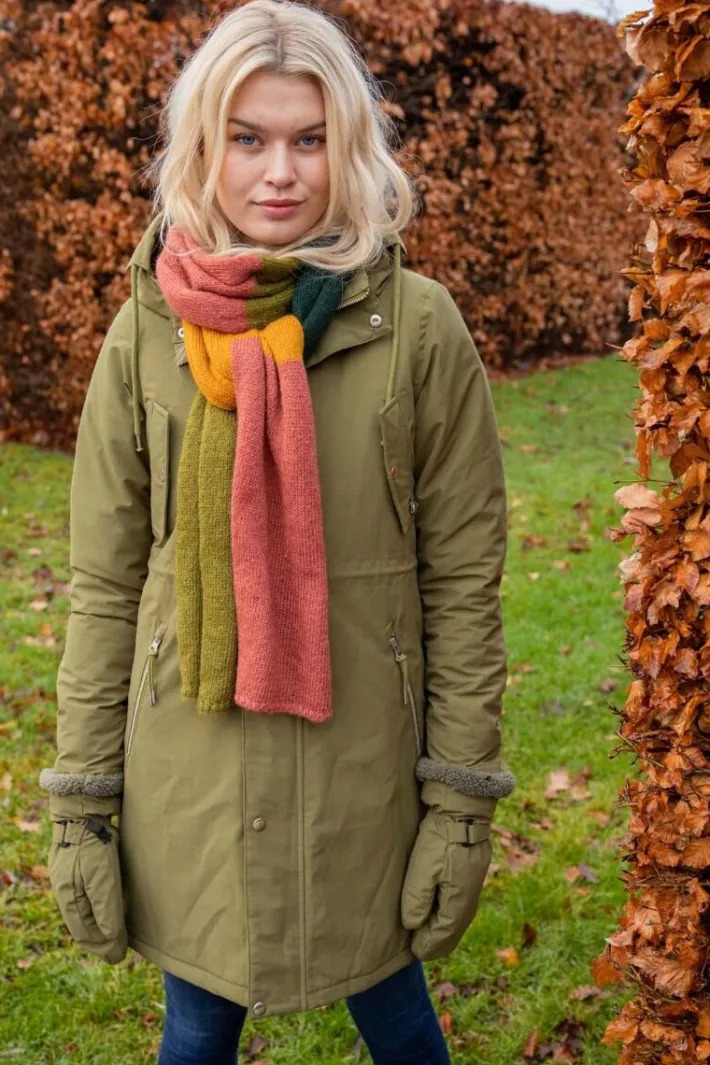 danebeate_winter_parka_ol_12.webp Danebeate Winter Parka Olive