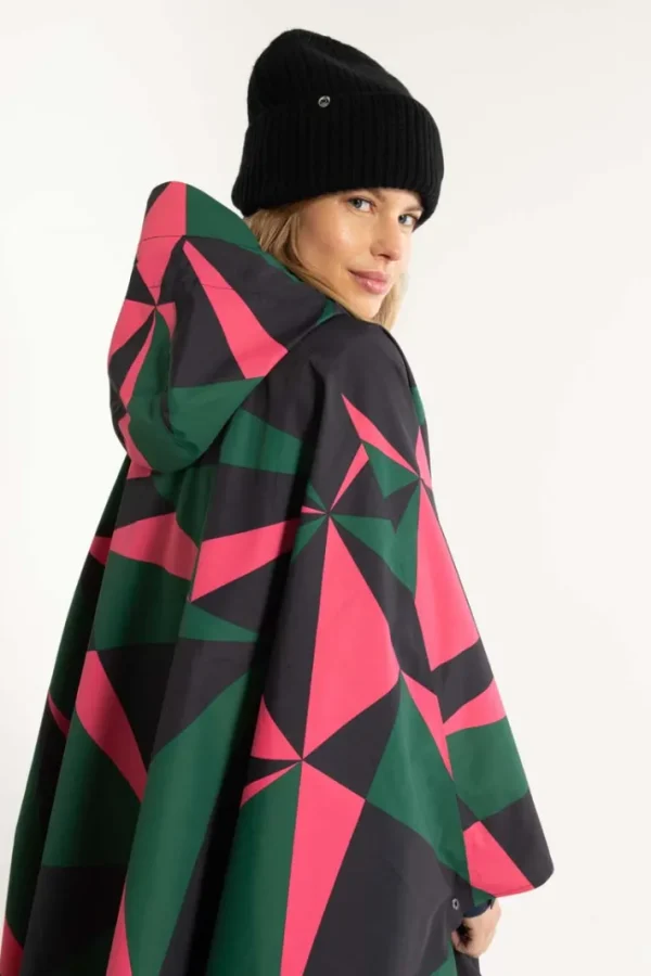 Danebodil Rainponcho Black TRIANGULATE