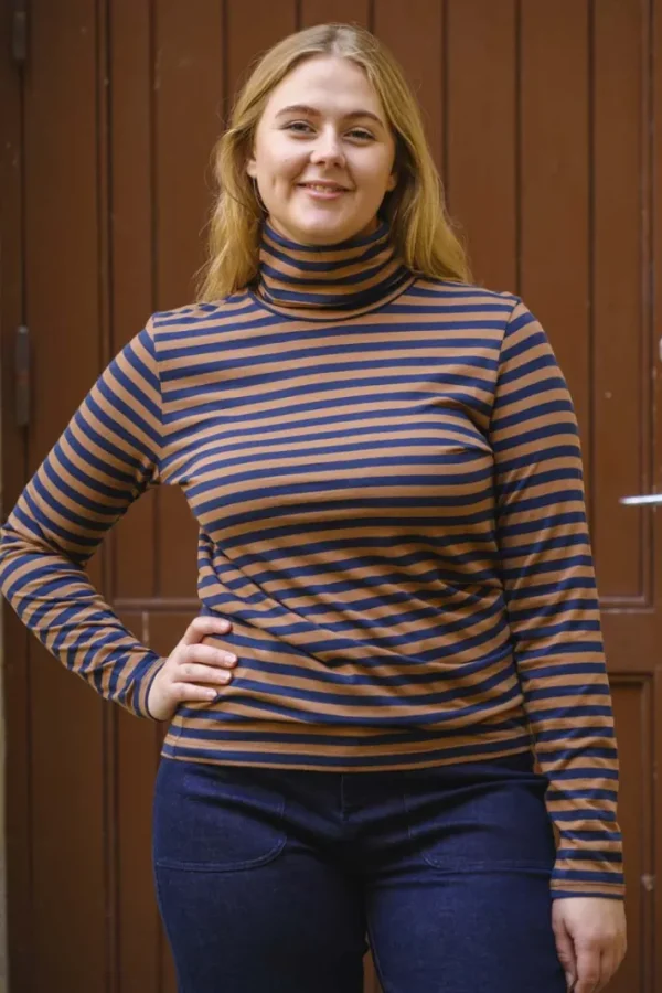 Danemanna Modal Rollneck Tee Tobacco/Dark Navy