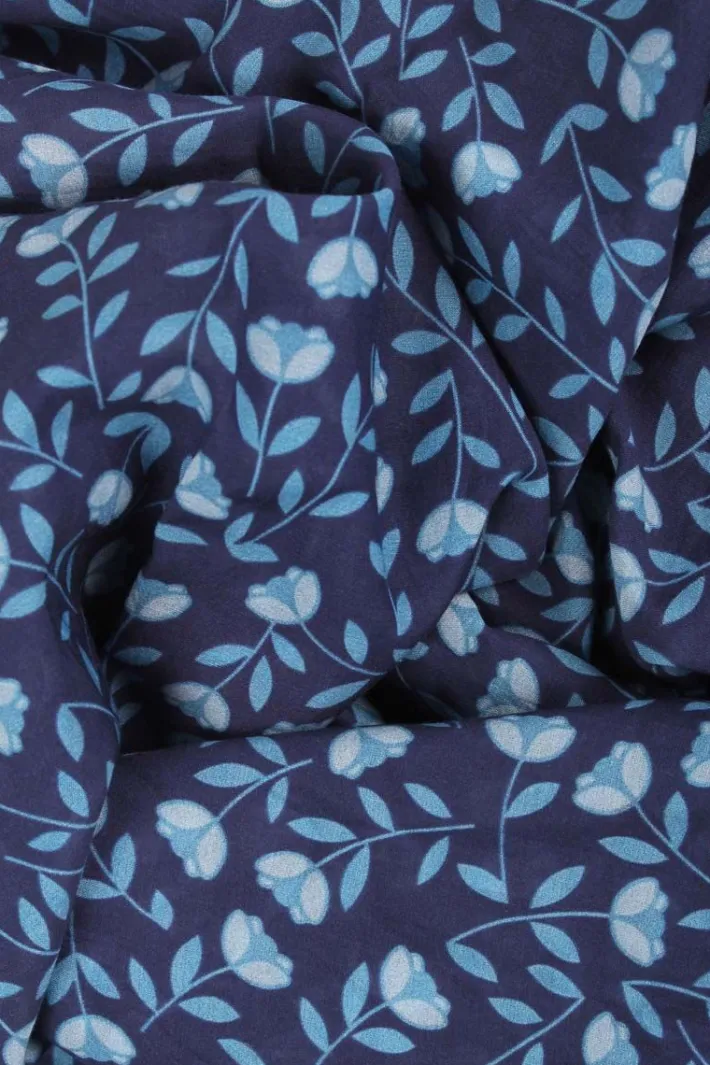 danenordby_scarf_cold_blu_1.webp Danenordby Scarf Cold Blue FLEURIE