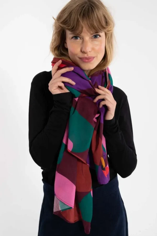 Danenordby Scarf Dark Bordeaux SWANOSCOPE
