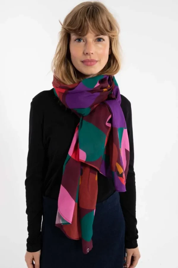 Danenordby Scarf Dark Bordeaux SWANOSCOPE