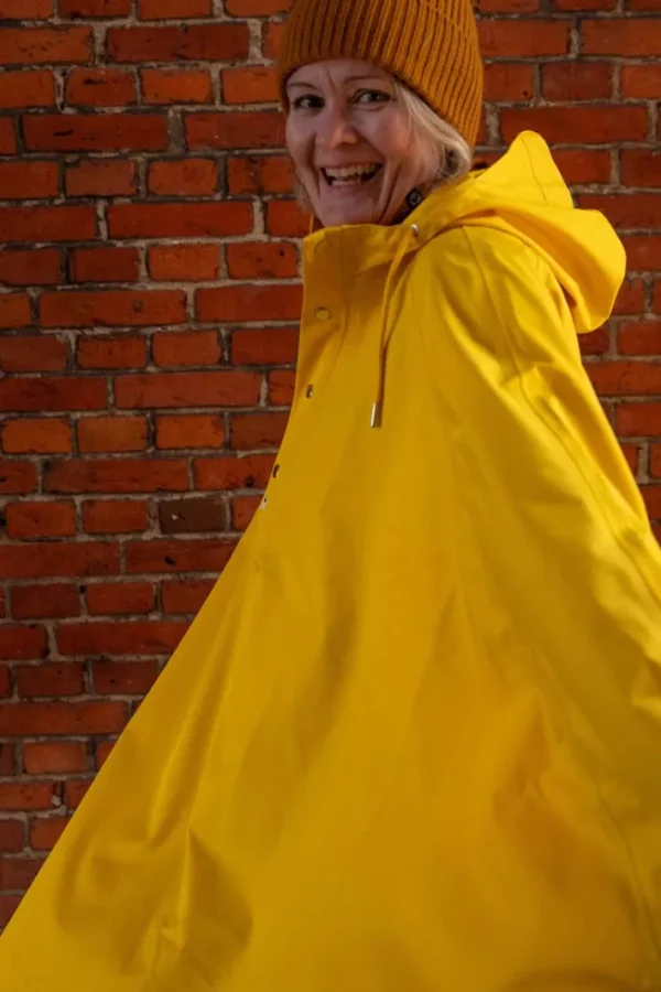 Danerain Poncho Dark Yellow