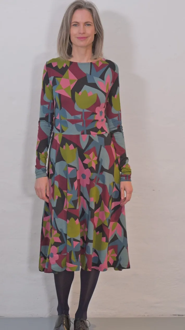 danesigrid_modal_dress_bl_6.webp Danesigrid Modal Dress Black GEOFLEUR