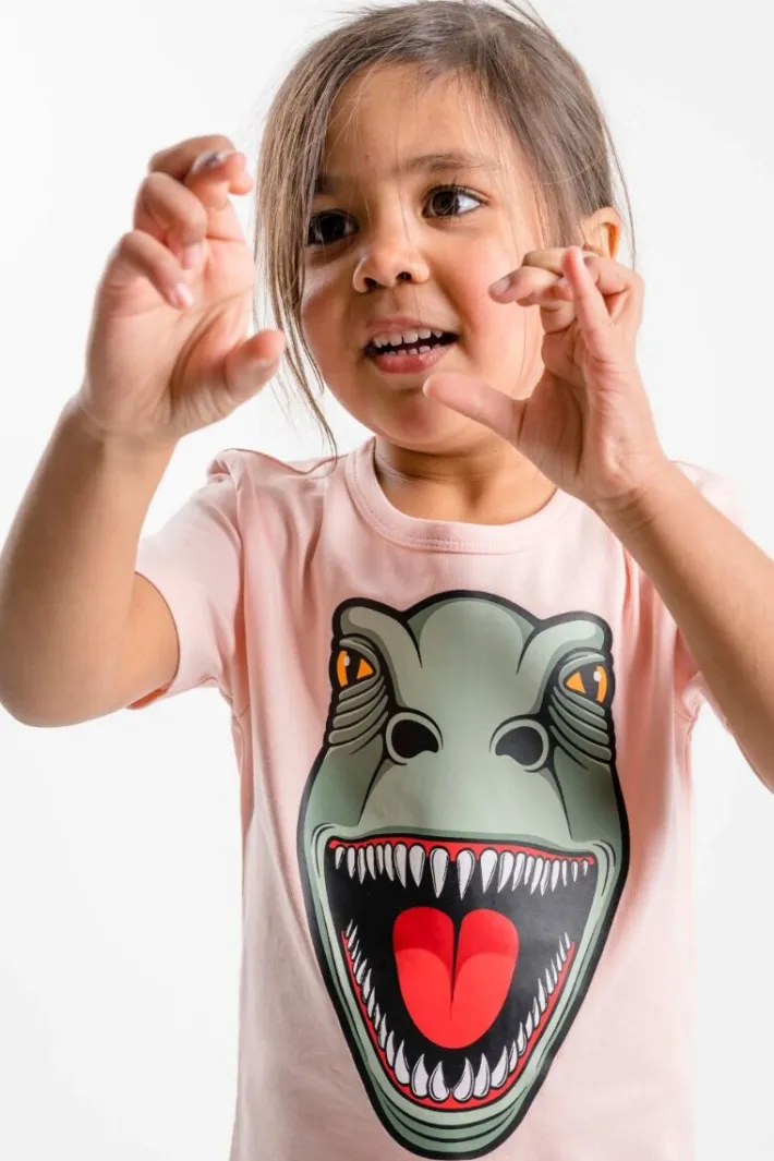 dyrgrowl_t__powder_peach__2.webp Dyrgrowl T Powder Peach T-REX