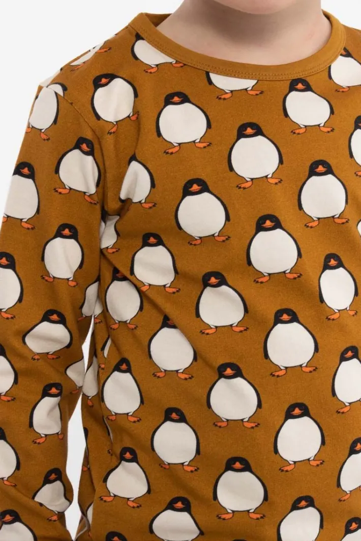 dyrroar_t_aopstrib_golden_2-1.webp Dyrroar T AOP/STRIB Golden Honey PINGVIN