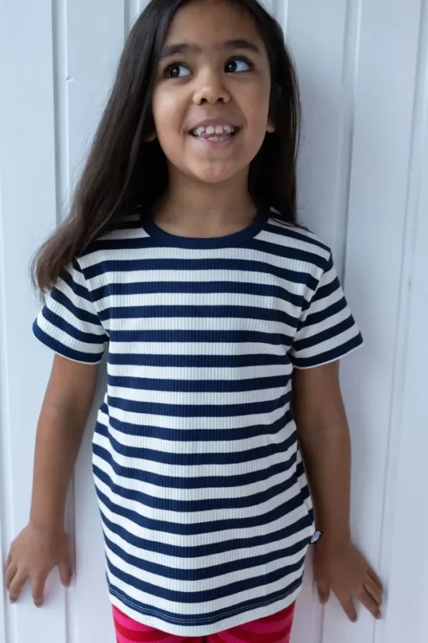 ESS - Danesoda Tee Dk Navy/Chalk