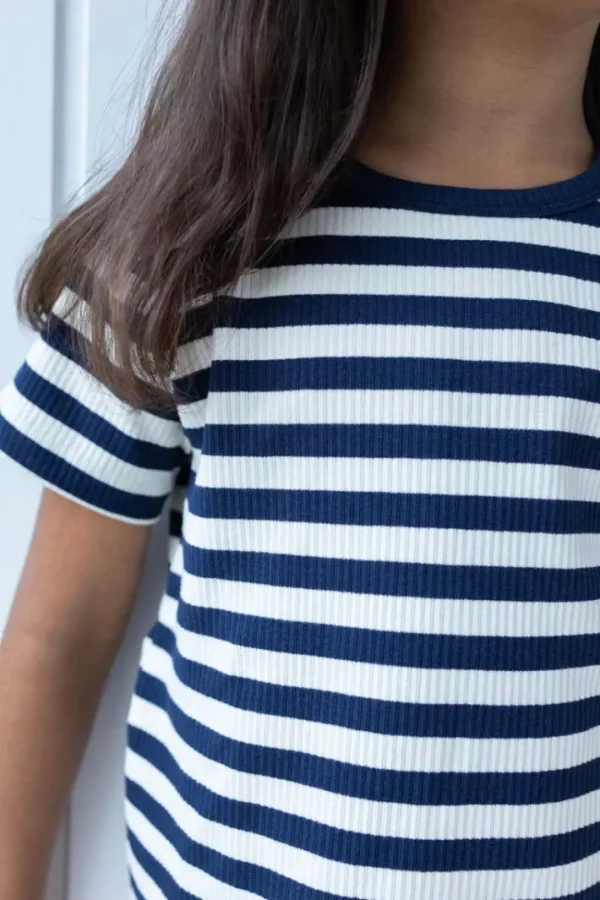 ESS - Danesoda Tee Dk Navy/Chalk