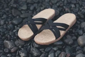 Shangies Women Black